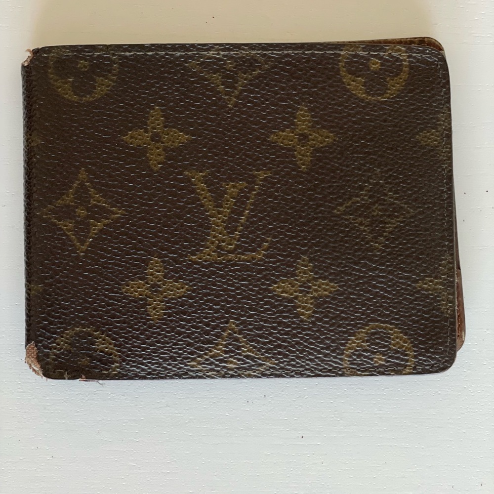 Louis Vuitton Bifold Wallet